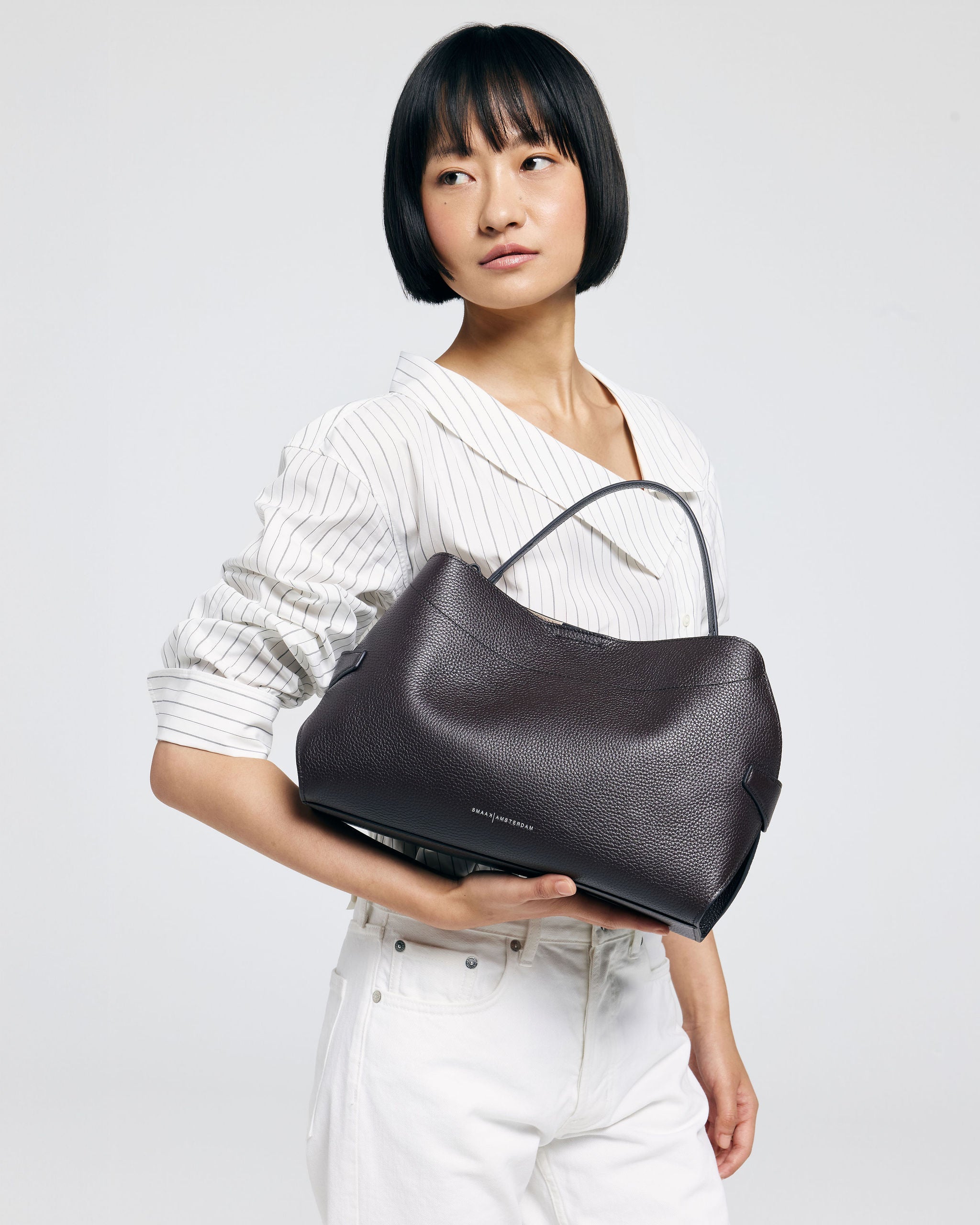 TINA | DUNKLE SCHOKOLADE